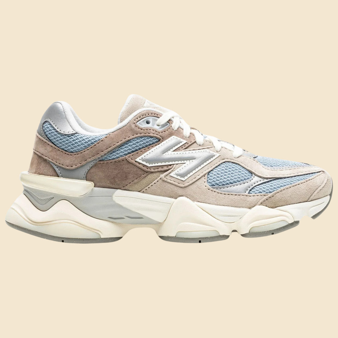 New Balance 9060 Sea Salt Blue